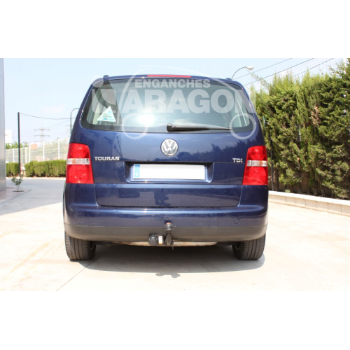 Фаркоп ARAGON на VOLKSWAGEN Touran 2010–2015  Арт. E6712AA 