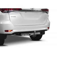 Фаркоп BERG на Toyota Fortuner 2017- Арт. F.5715.002 (с нерж. Накладкой)